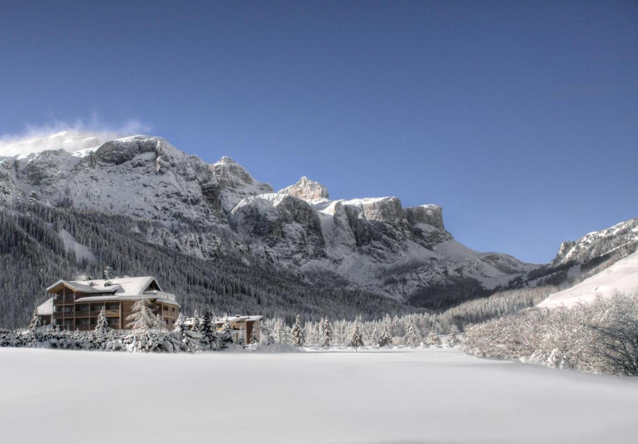 Hotel La Tambra Corvara In Badia Exterior photo
