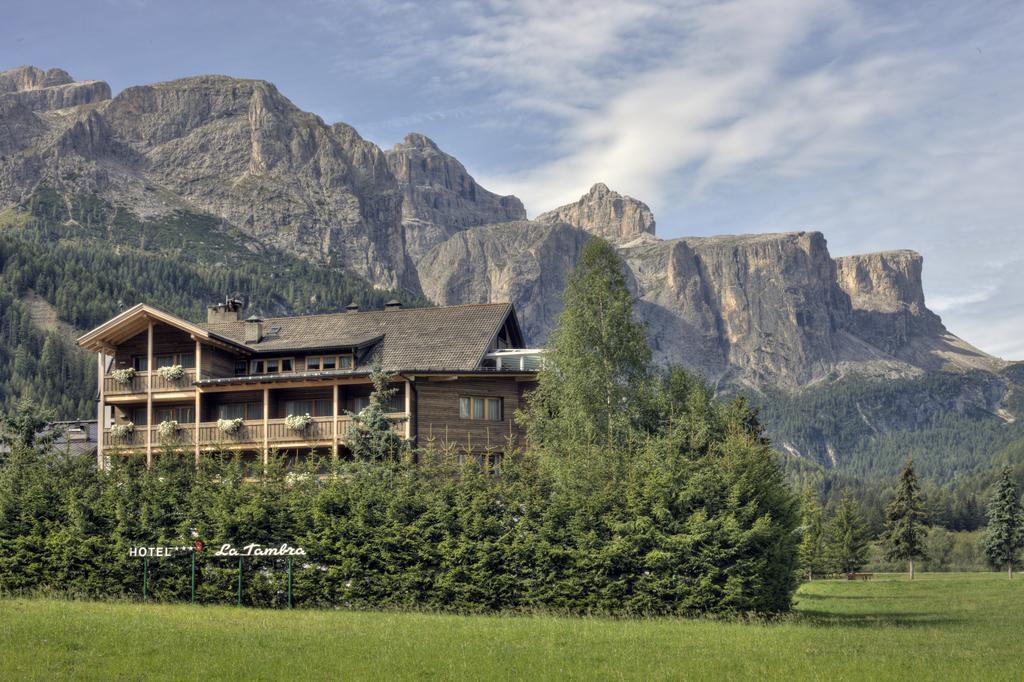 Hotel La Tambra Corvara In Badia Exterior photo